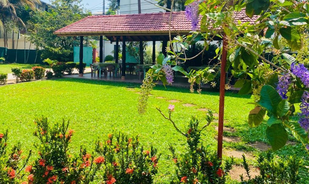 Hotel Tk Green Garden Matara Exterior photo