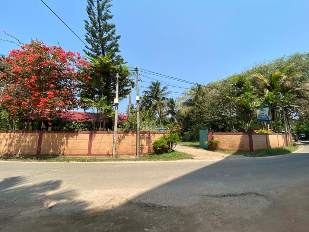 Hotel Tk Green Garden Matara Exterior photo